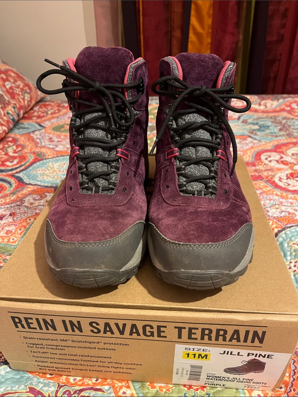 Duluth Trading Co Purple Suede Women’s Hiking Boots-size 11
